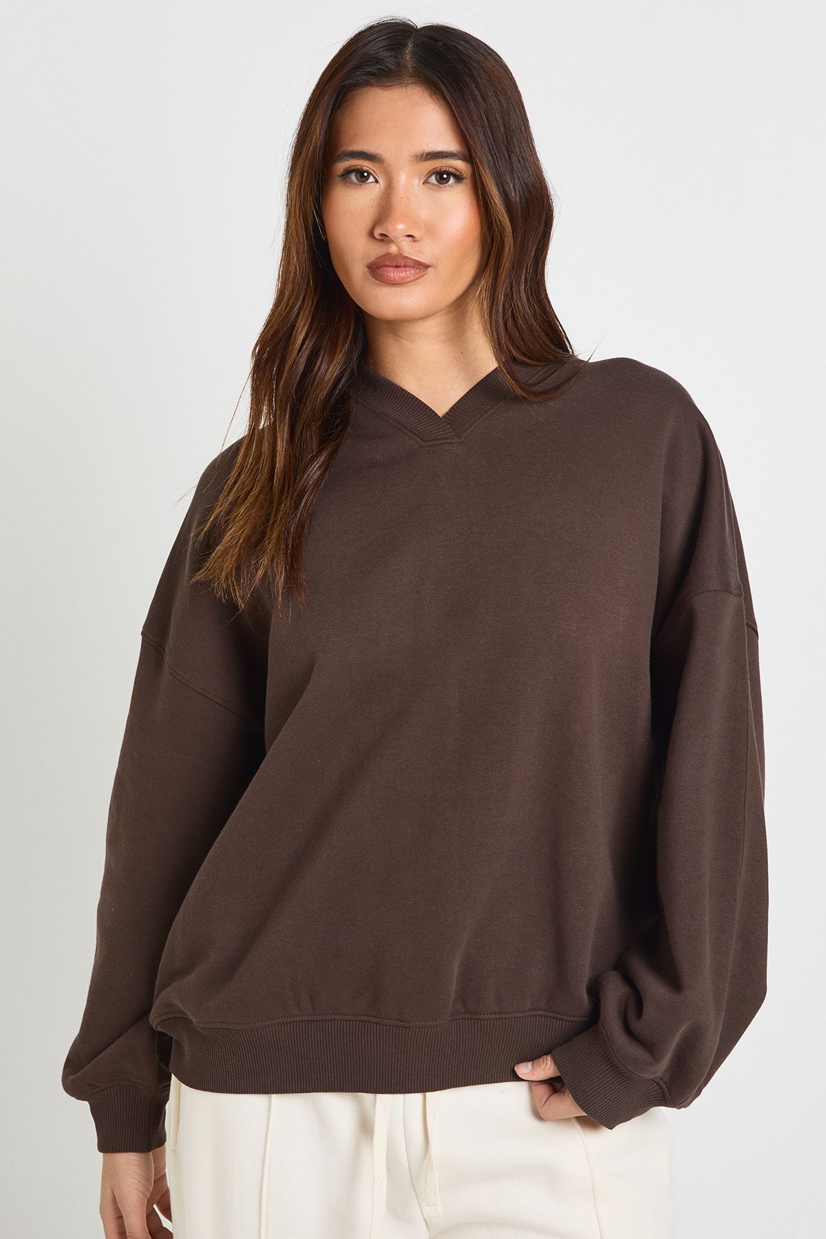 V Neck Oversized Sweatshirt - Image 4