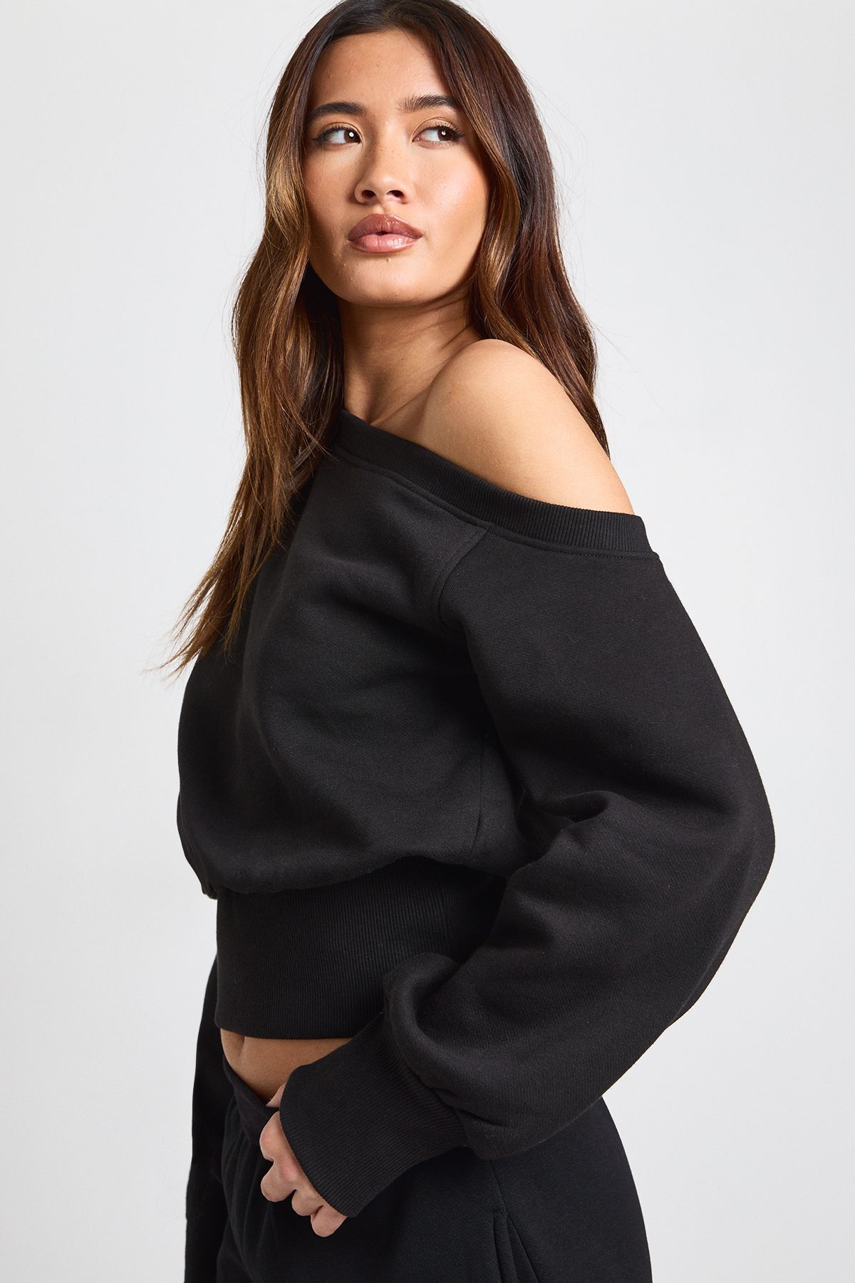 Off Shoulder Cinched Waist Sweatshirt - Image 4