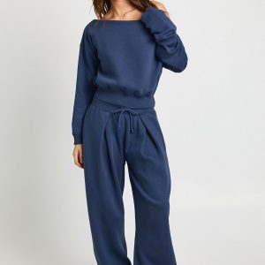 Off Shoulder Sweatshirt And Pleated Jogger Tracksuit