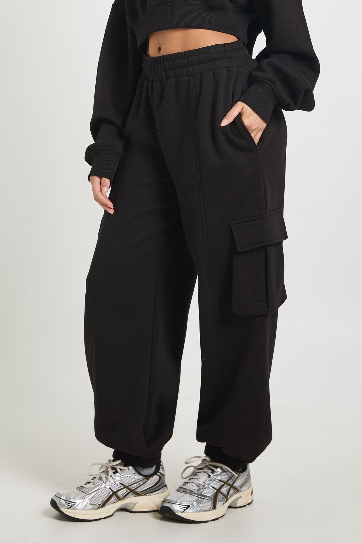 Boxy Sweatshirt Cargo Jogger Tracksuit - Image 4