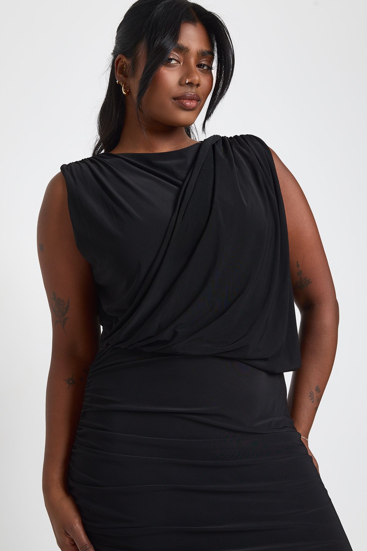 Plus Drape Front Ruched Maxi Dress - Image 4