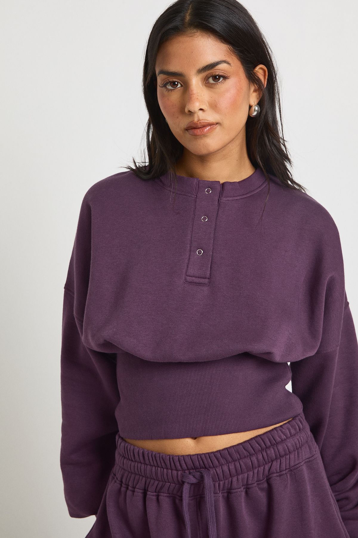 Deep Hem Henley Sweatshirt Tracksuit - Image 3