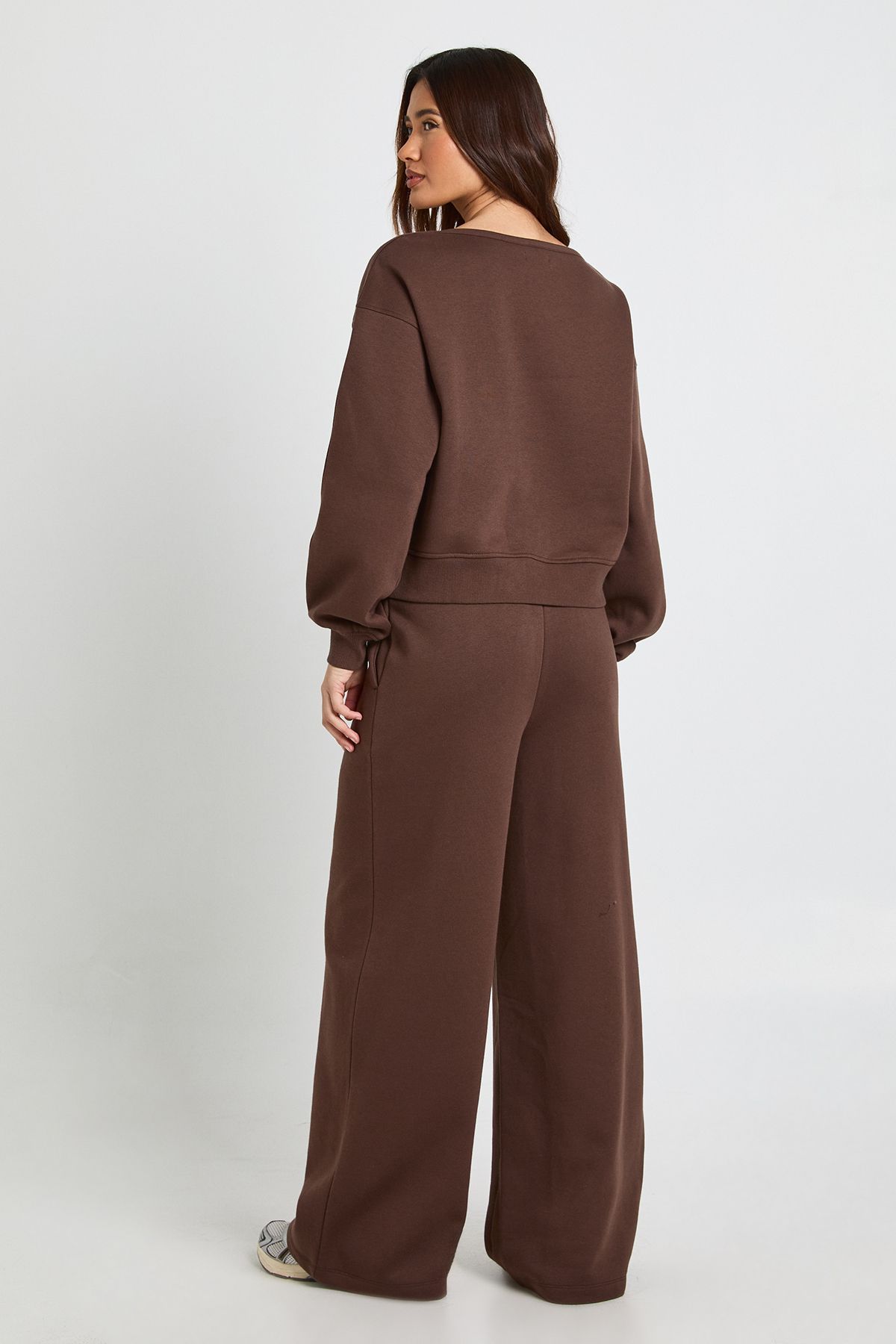 Boat Neck Sweatshirt Tracksuit - Image 2