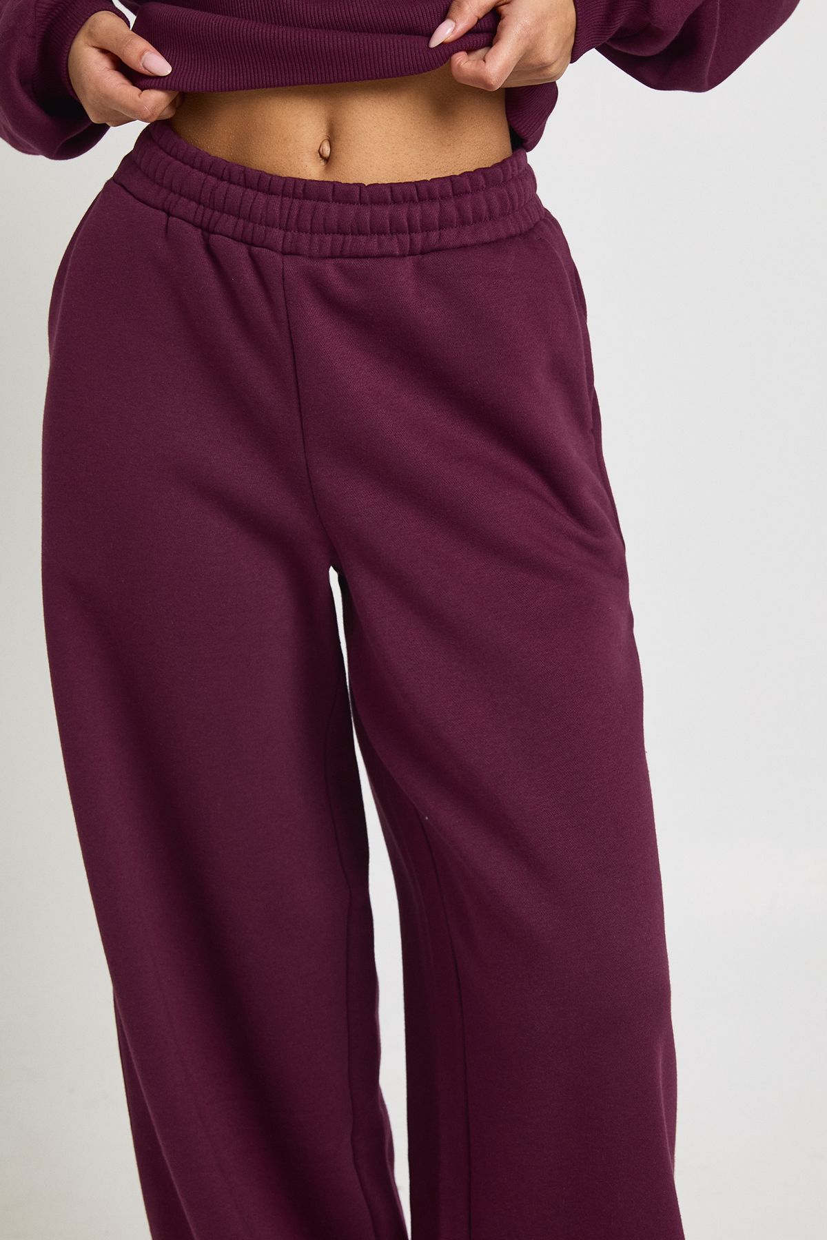 V Neck Deep Waist Sweatshirt Tracksuit - Image 4