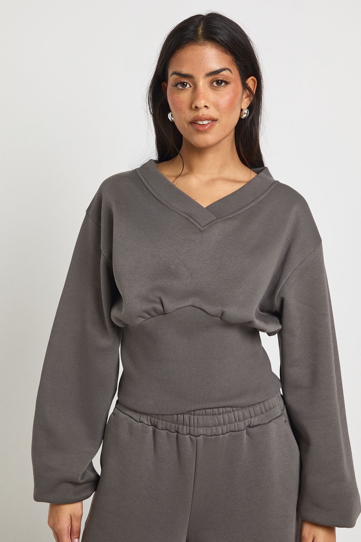 V Neck Deep Waist Sweatshirt Tracksuit - Image 3