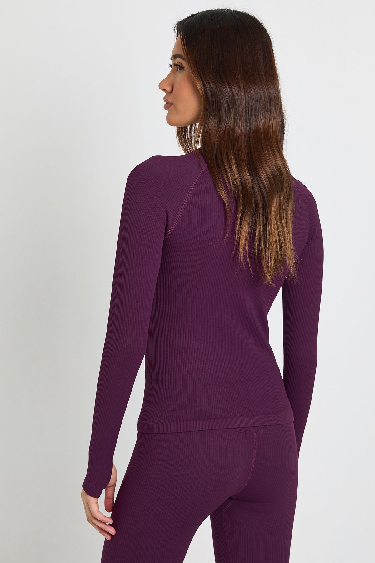 Contour Ribbed Seamless Long Sleeve Active Top - Image 2