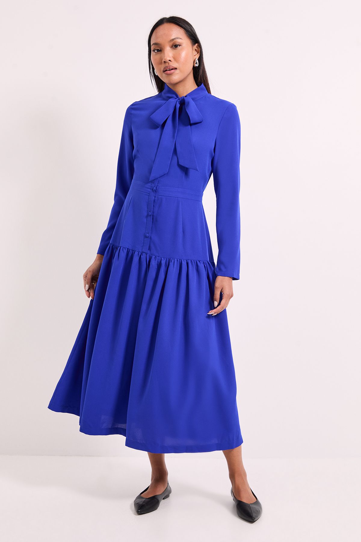 Tie Neck Yolk Detail Crepe Midi Dress - Image 4