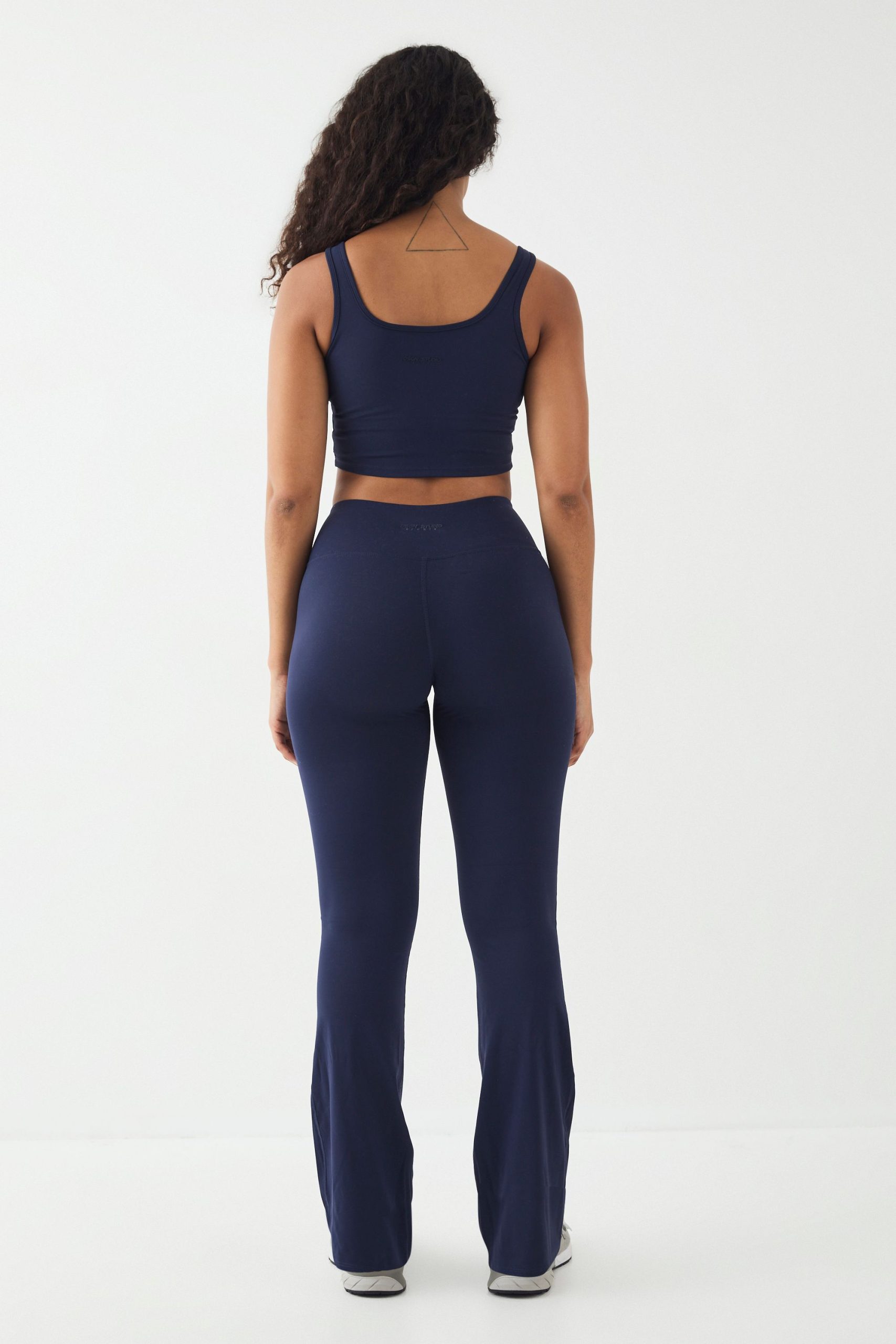 DSGN Studio Ultra Sculpt Highwaist Flared Legging - Image 2