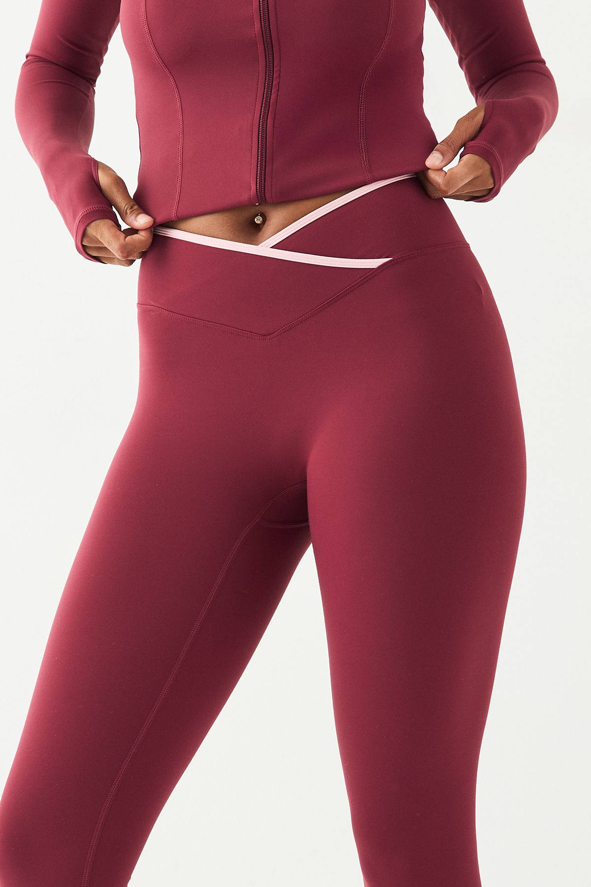 DSGN Studio Sport Contrast Binding Wrap Waist Legging - Image 4
