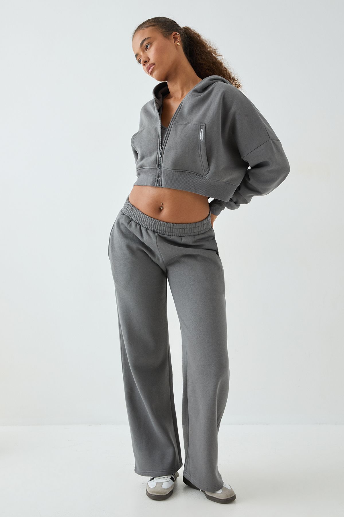 DSGN Studio Boxy Crop Zip Through Hoodie - Image 4