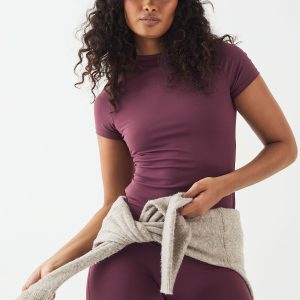 DSGN Studio Sports Ultra Sculpt Short Sleeve Top