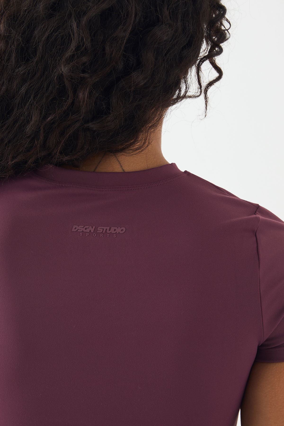 DSGN Studio Sports Ultra Sculpt Short Sleeve Top - Image 4