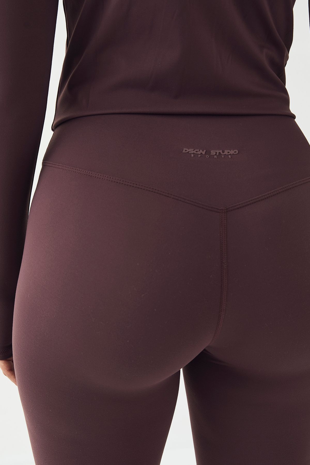 DSGN Studio Sports Ultra Sculpt High Waist Legging - Image 4