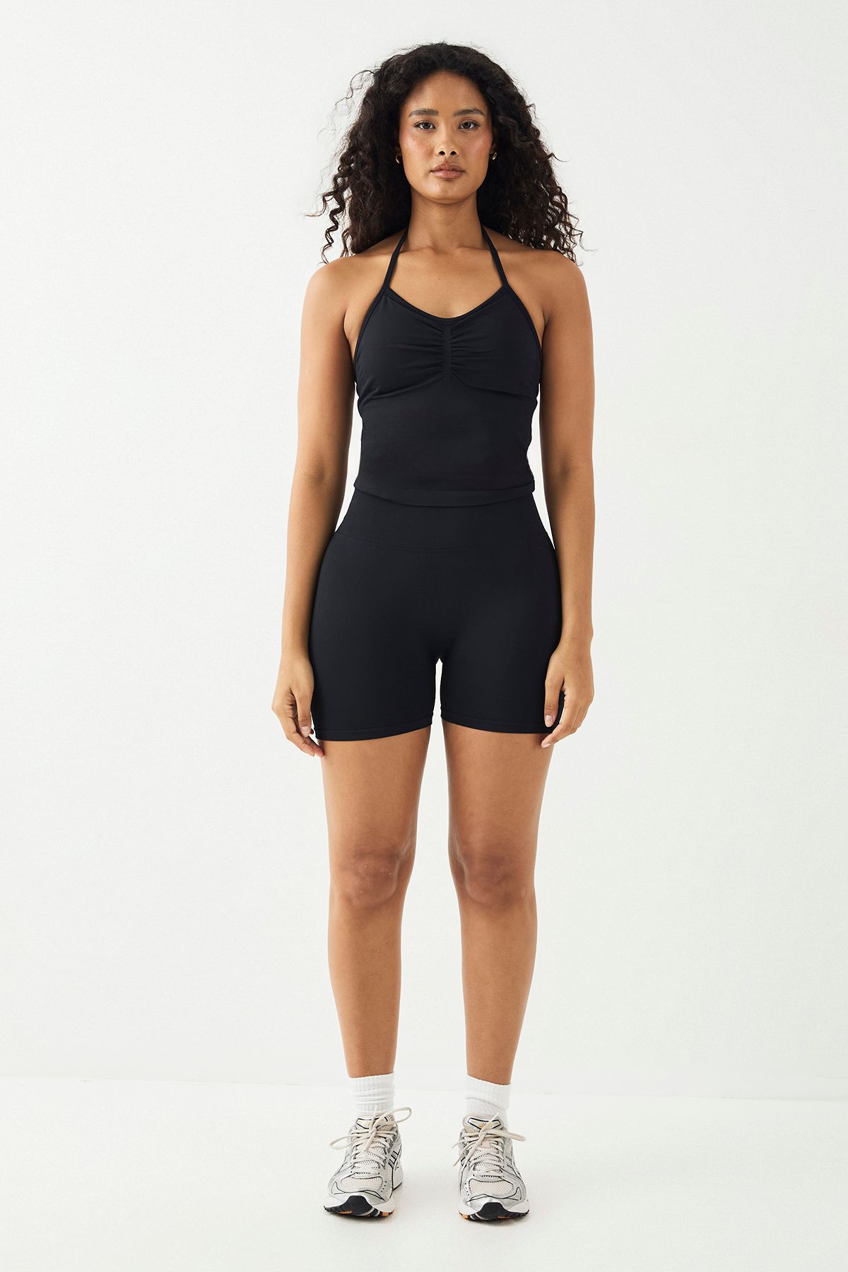 DSGN Studio Sport Ultra Contour Padded Seamless Strappy Top - Image 5