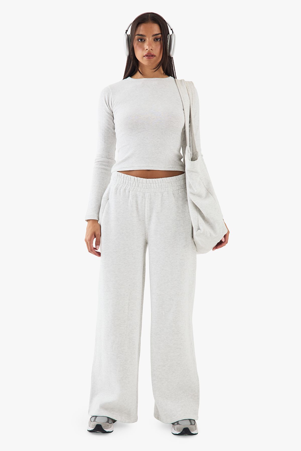 DSGN Studio Straight Leg Jogger - Image 5