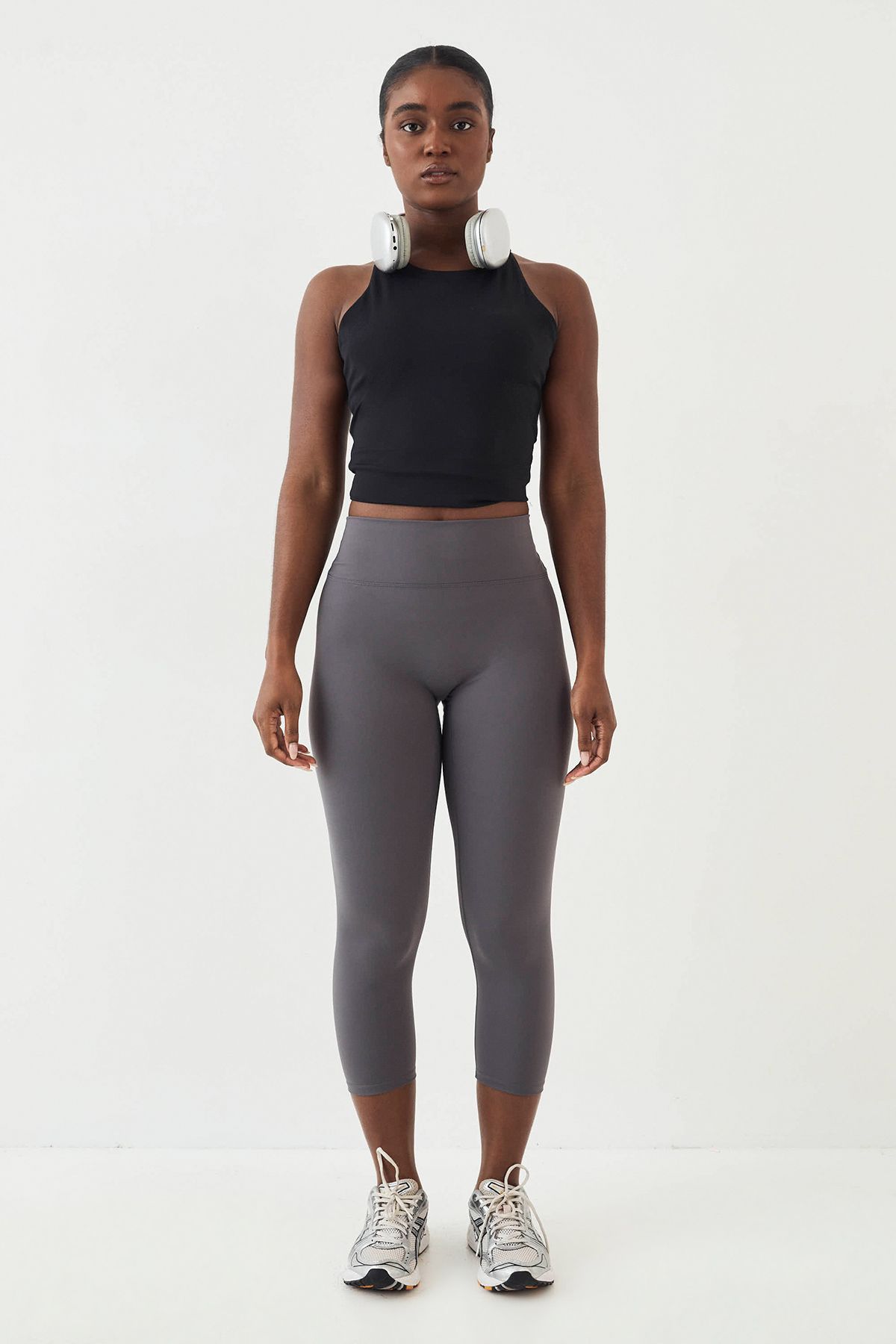 DSGN Studio Ultra Sculpt Highwaist 7/8 Legging - Image 5