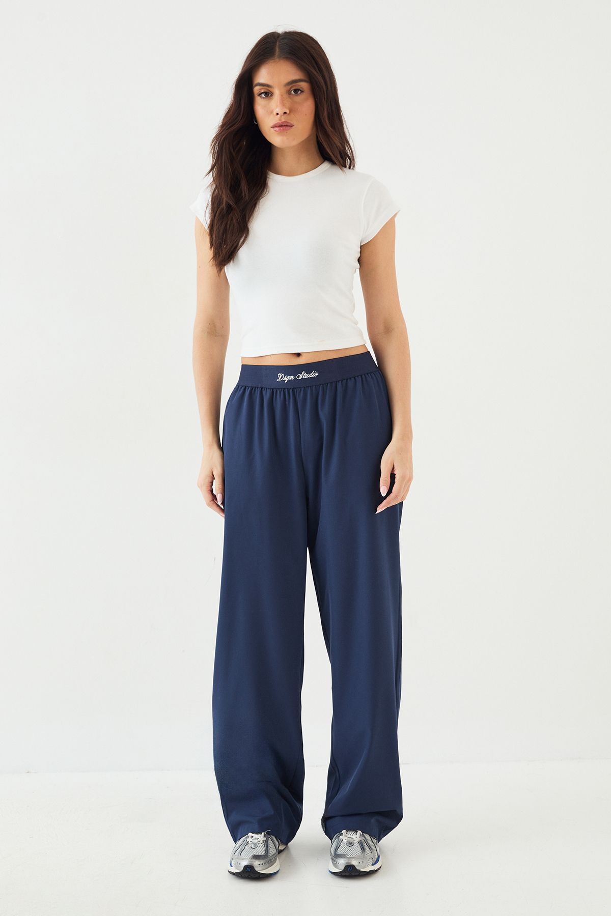 DSGN Studio Elasticated Waist Straight Leg Trouser - Image 5