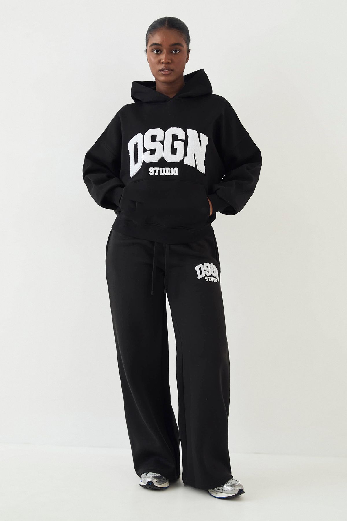 DSGN Studio Towelling Applique Straight Leg Jogger