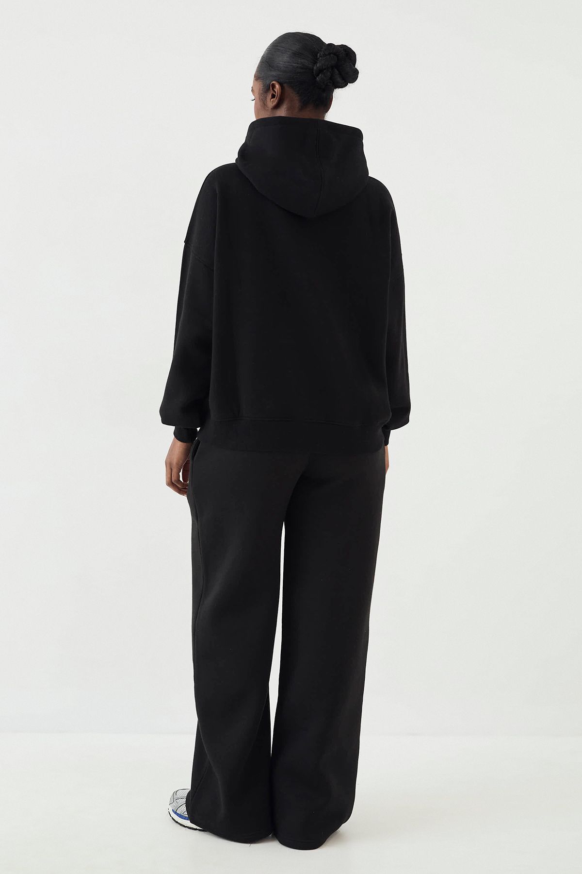 DSGN Studio Towelling Applique Straight Leg Jogger - Image 2