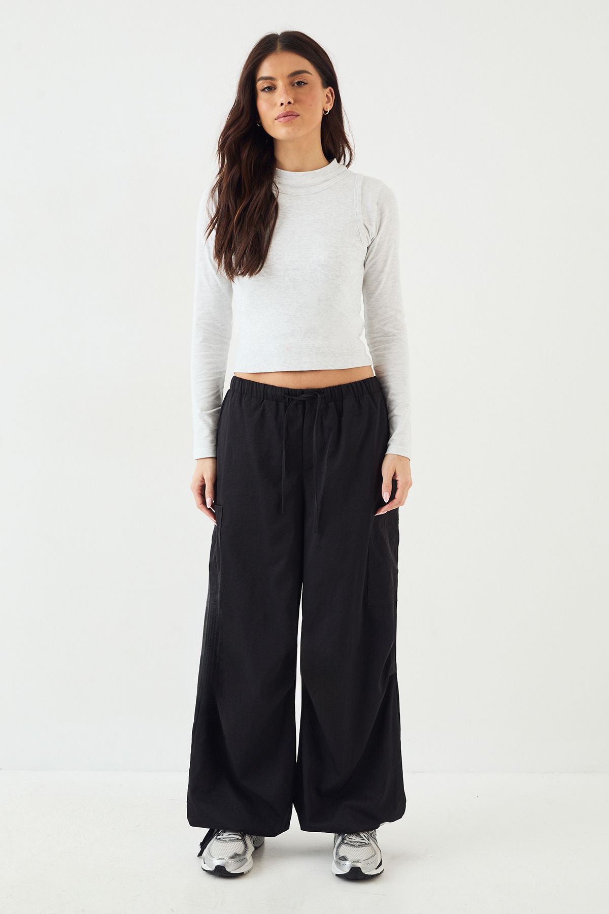 DSGN Studio Oversized Cargo Trouser - Image 5