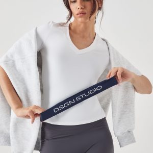 DSGN Studio Ultra Sculpt V Neck Short Sleeve Top