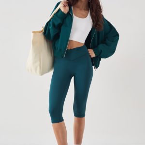 DSGN Studio Ultra Sculpt Wrap Waist Capri Legging