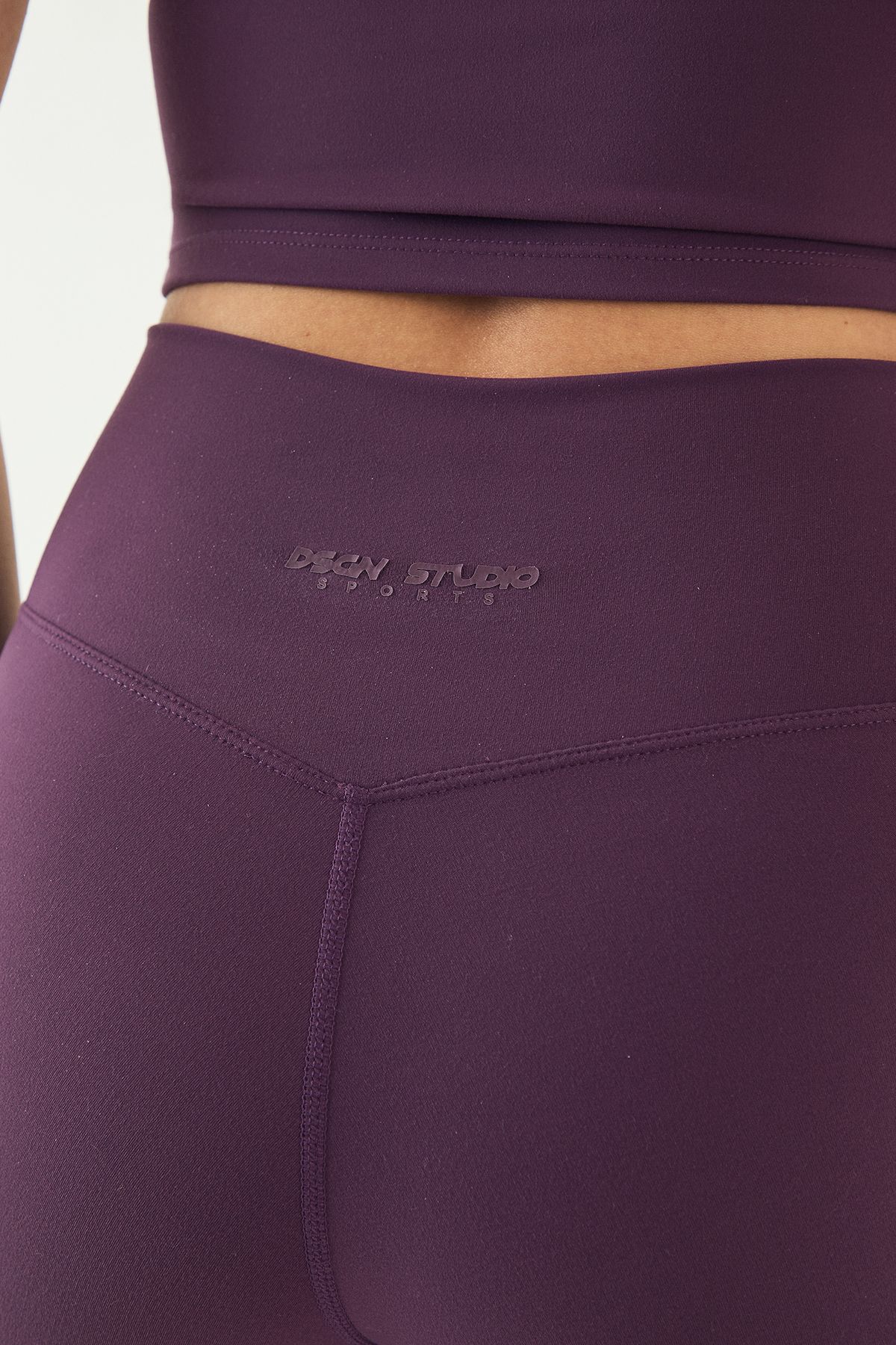 DSGN Studio Ultra Sculpt Wrap Waist Legging - Image 4