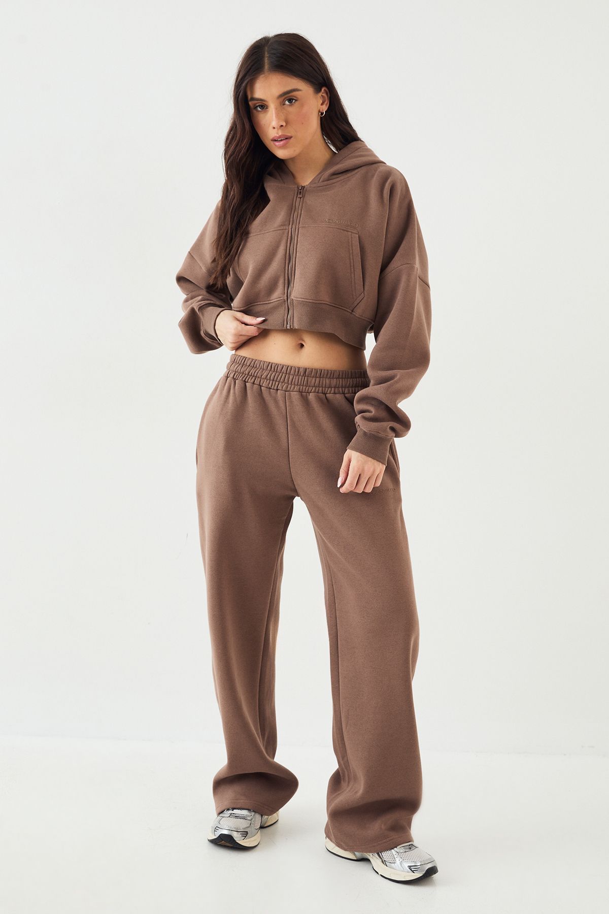 DSGN Studio Straight Leg Jogger