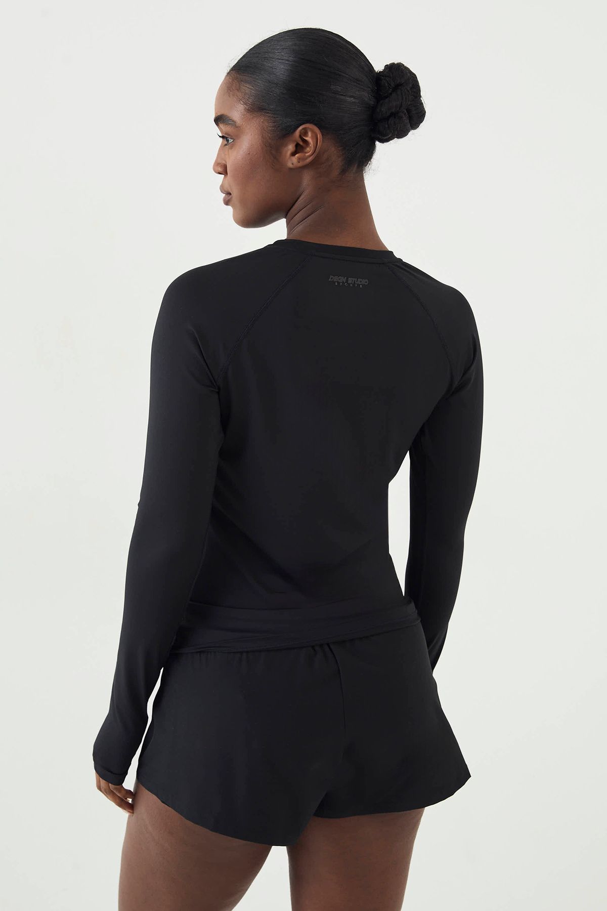 DSGN Studio Loose Fit Mesh Insert Long Sleeve T-Shirt - Image 2