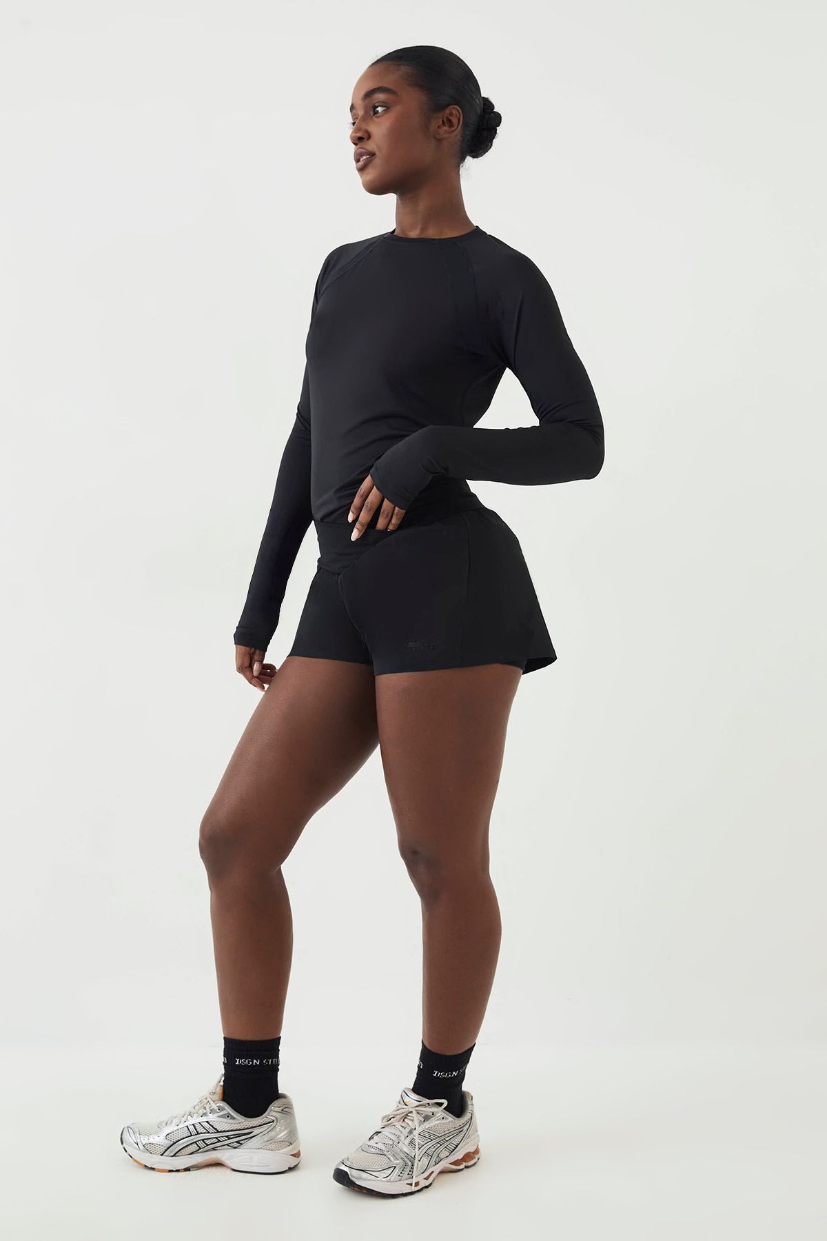 DSGN Studio Loose Fit Mesh Insert Long Sleeve T-Shirt - Image 3
