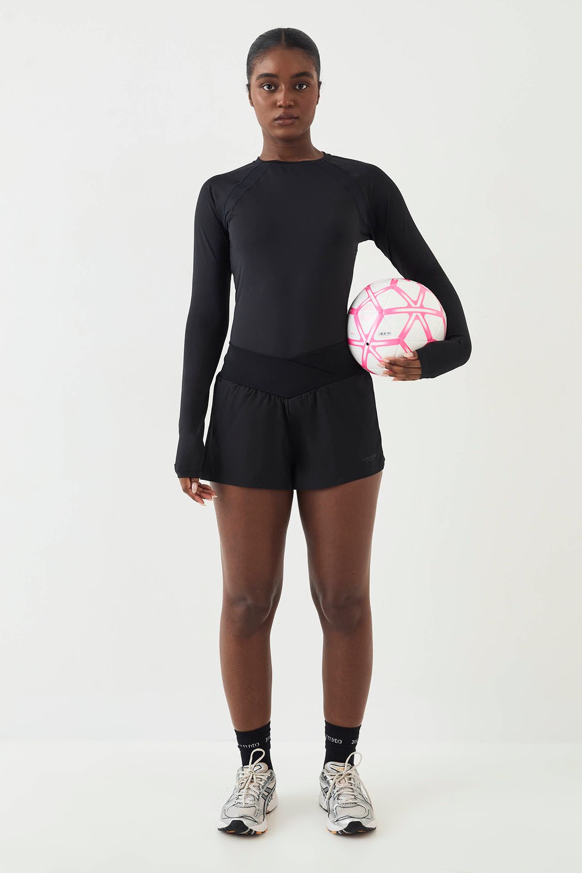 DSGN Studio Loose Fit Mesh Insert Long Sleeve T-Shirt - Image 5