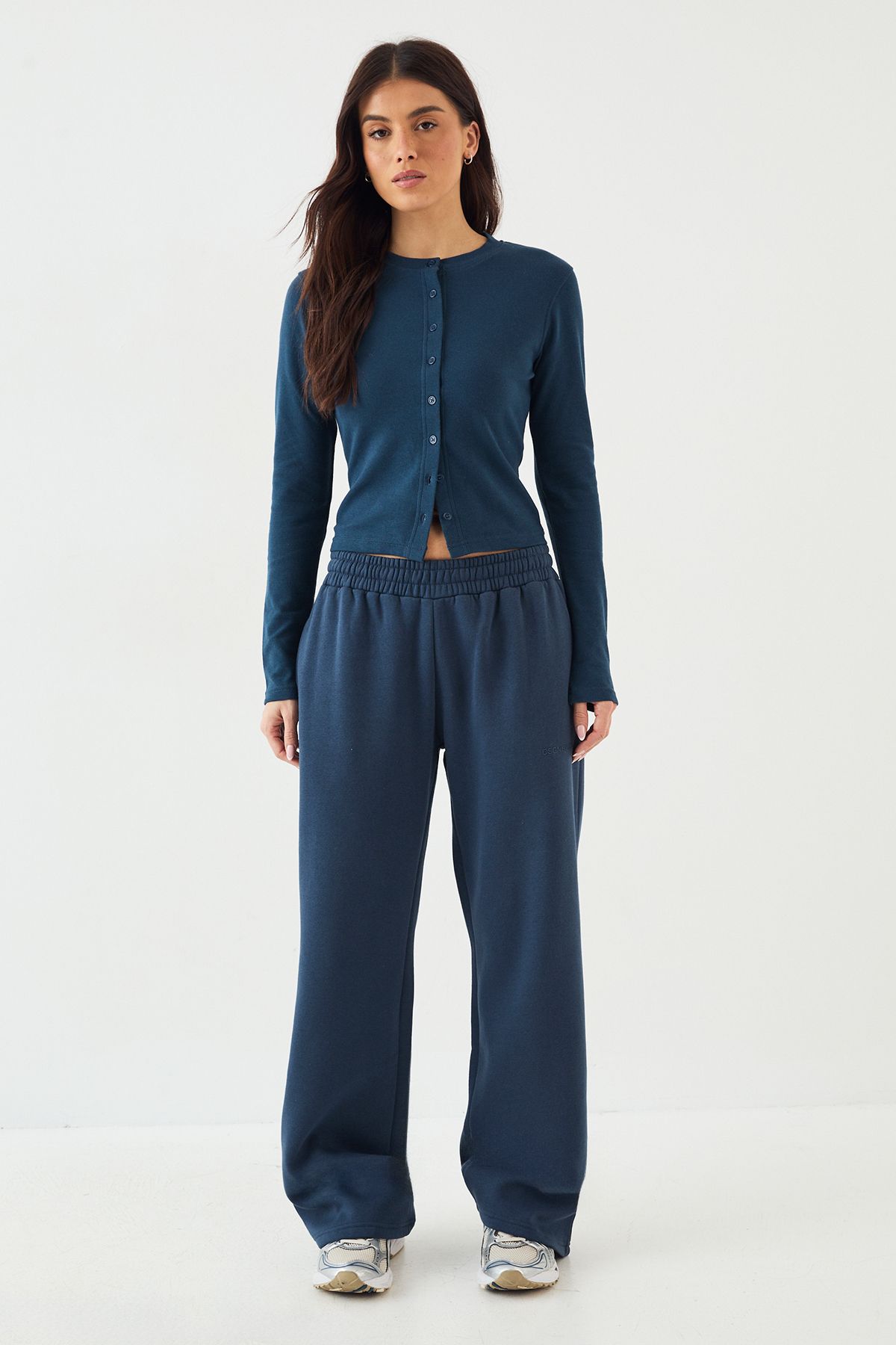 DSGN Studio Button Through Crew Neck Long Sleeve Top - Image 5