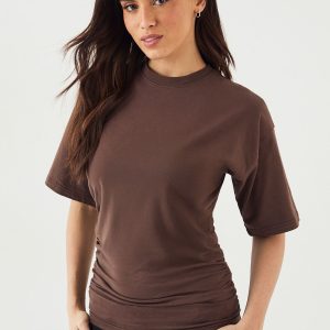 DSGN Studio Ruched Side Short Sleeve Top
