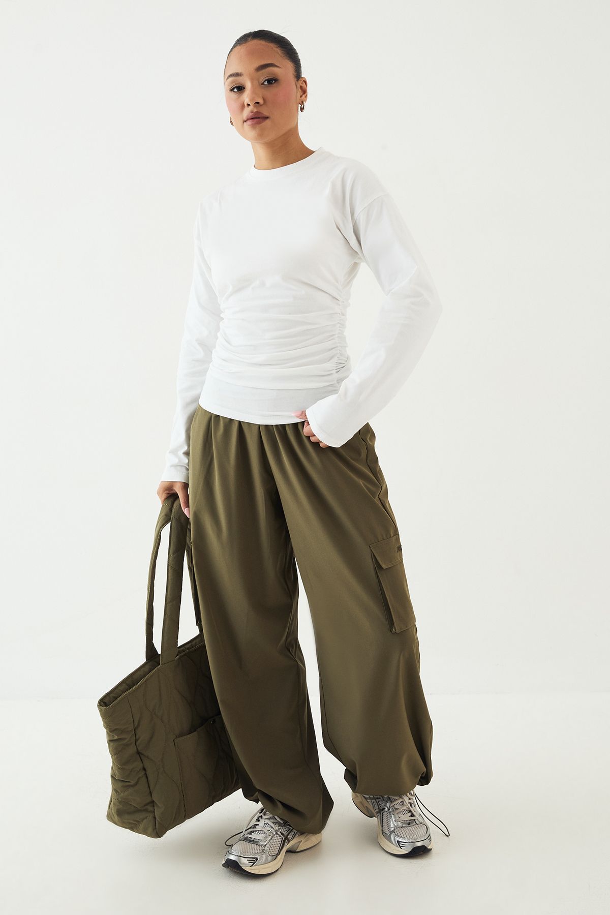 DSGN Studio Ruched Side Long Sleeve Top - Image 3