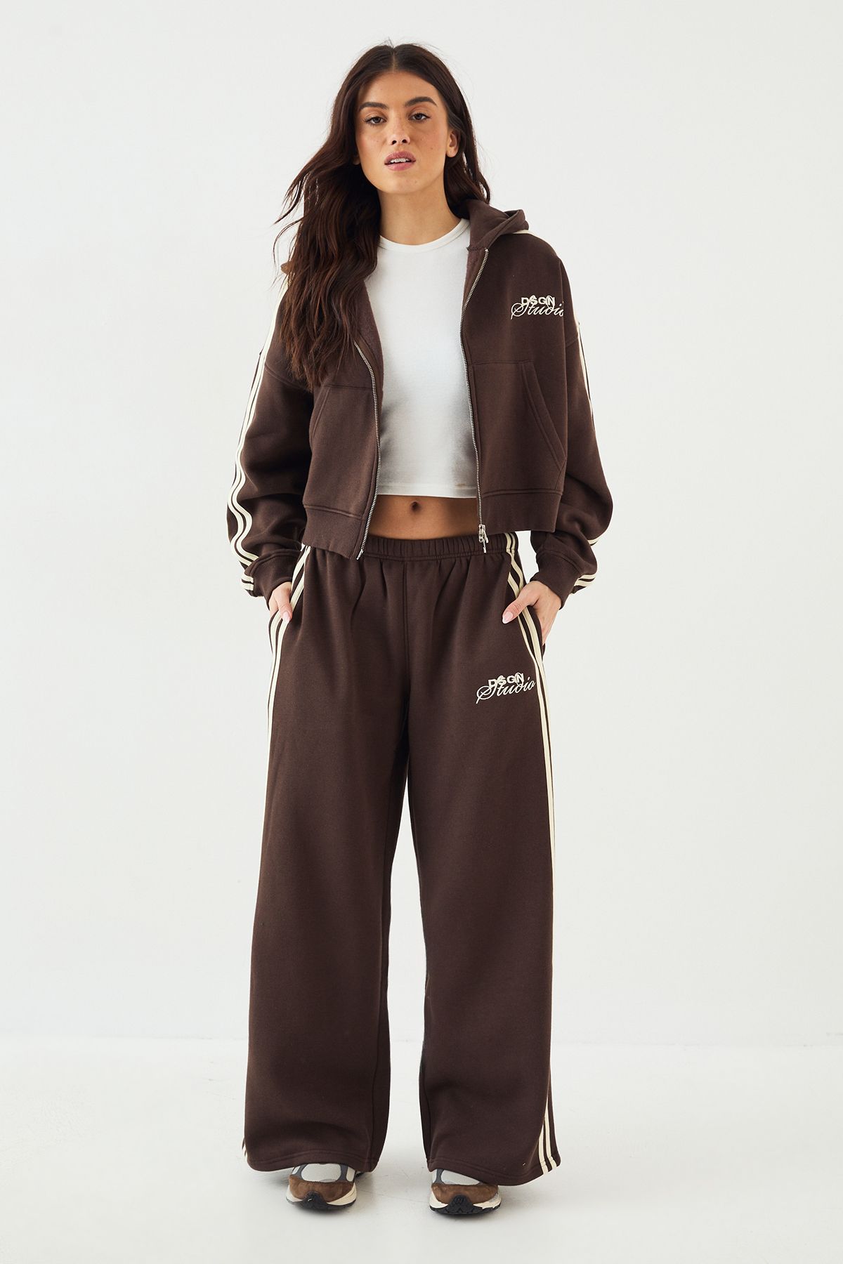 DSGN Studio Side Stripe Straight Leg Jogger - Image 5