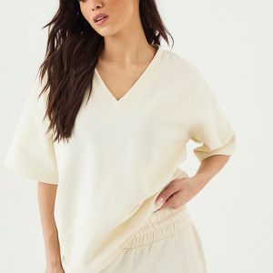 DSGN Studio Interlock V Neck Oversized T-Shirt