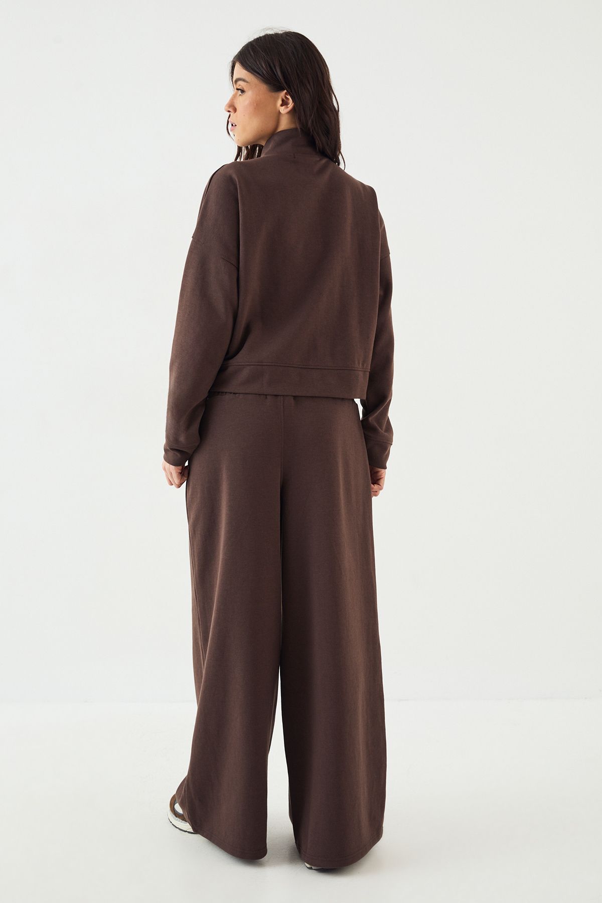 DSGN Studio Deep Waistband Wide Leg Jogger - Image 2