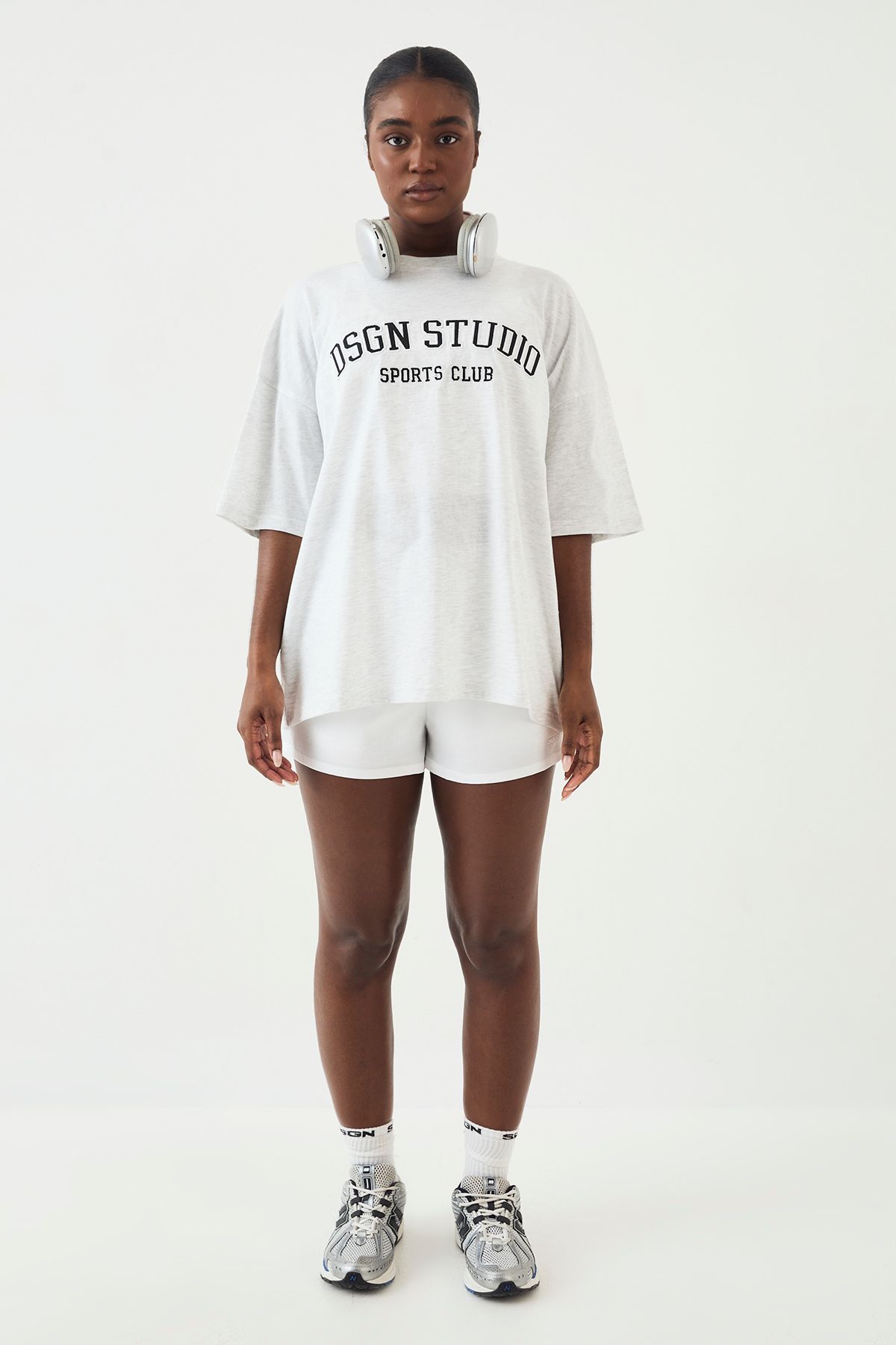 DSGN Studio Applique Oversized T-shirt - Image 5